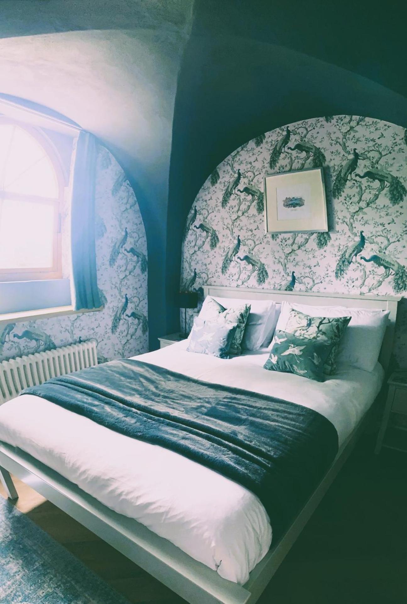 Stay In A Castle! Unique & Luxurious Historical Apartment, Self Contained, Free Parking & Wi-Fi 체스터 외부 사진